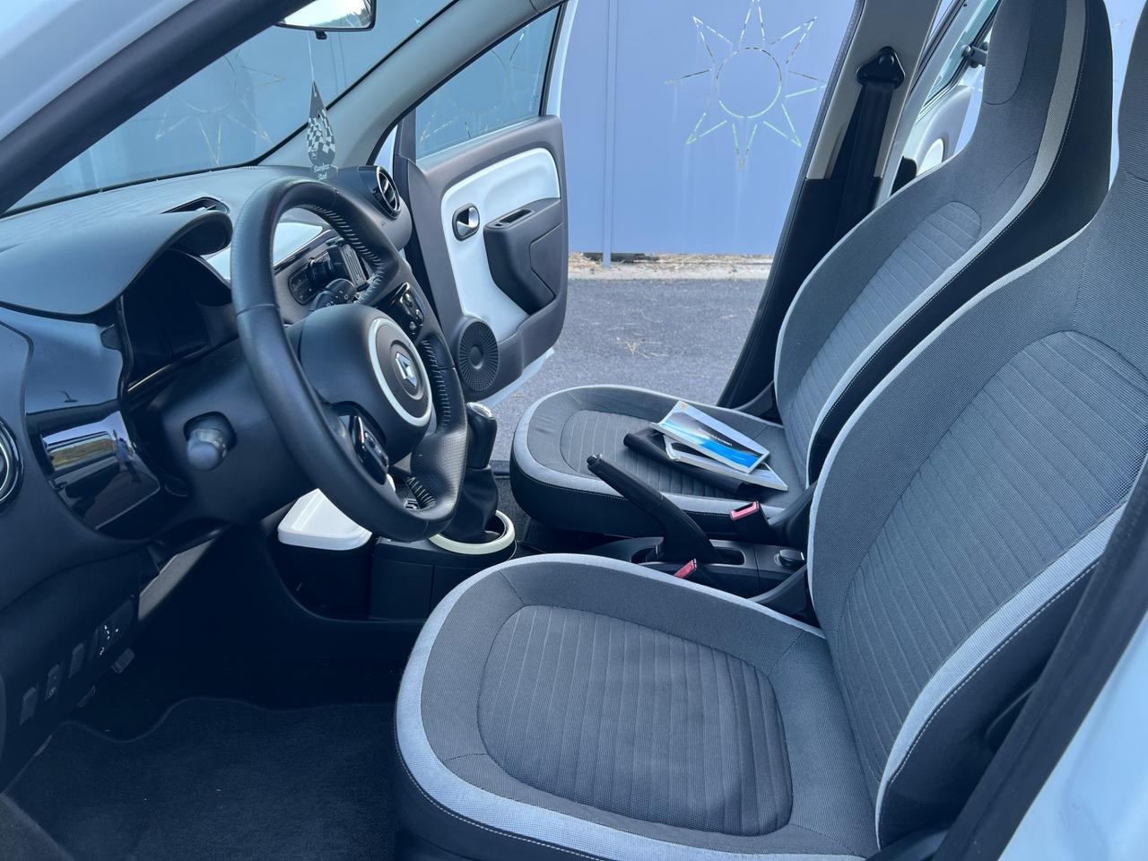 Renault Twingo SCe Intens