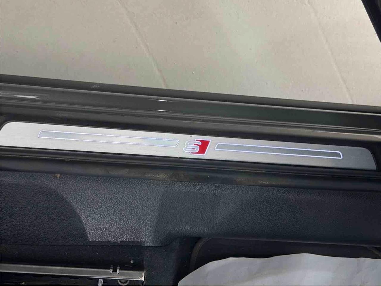 Audi Q3 35 TDI S tronic line edition