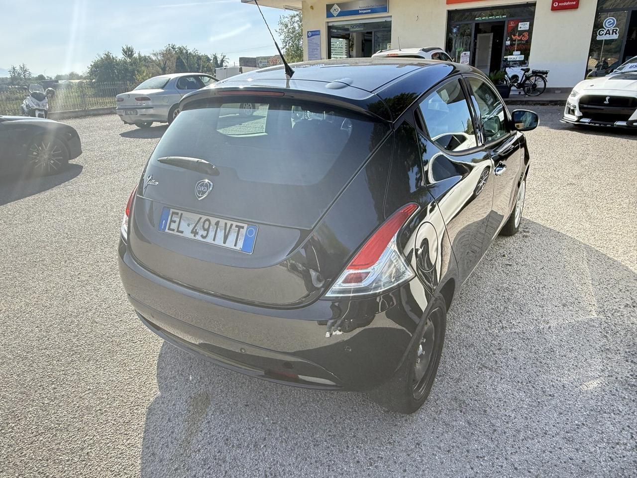LANCIA YPSILON 1.2 BENZINA-GPL ADATTA NEOPATENTATI