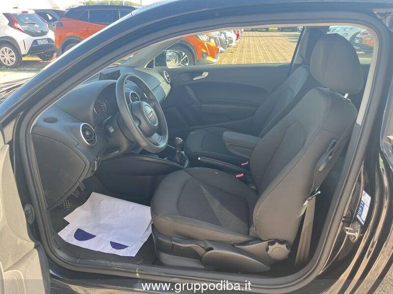 Audi A1 I 2010 3p Diesel 1.6 tdi Attraction c/clima 90cv