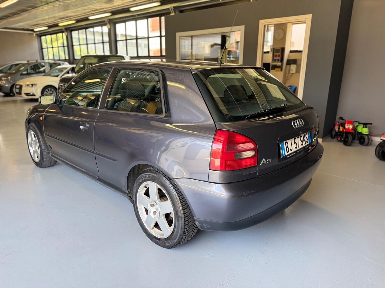 Audi A3 1.9 TDI cat 3p. Attraction