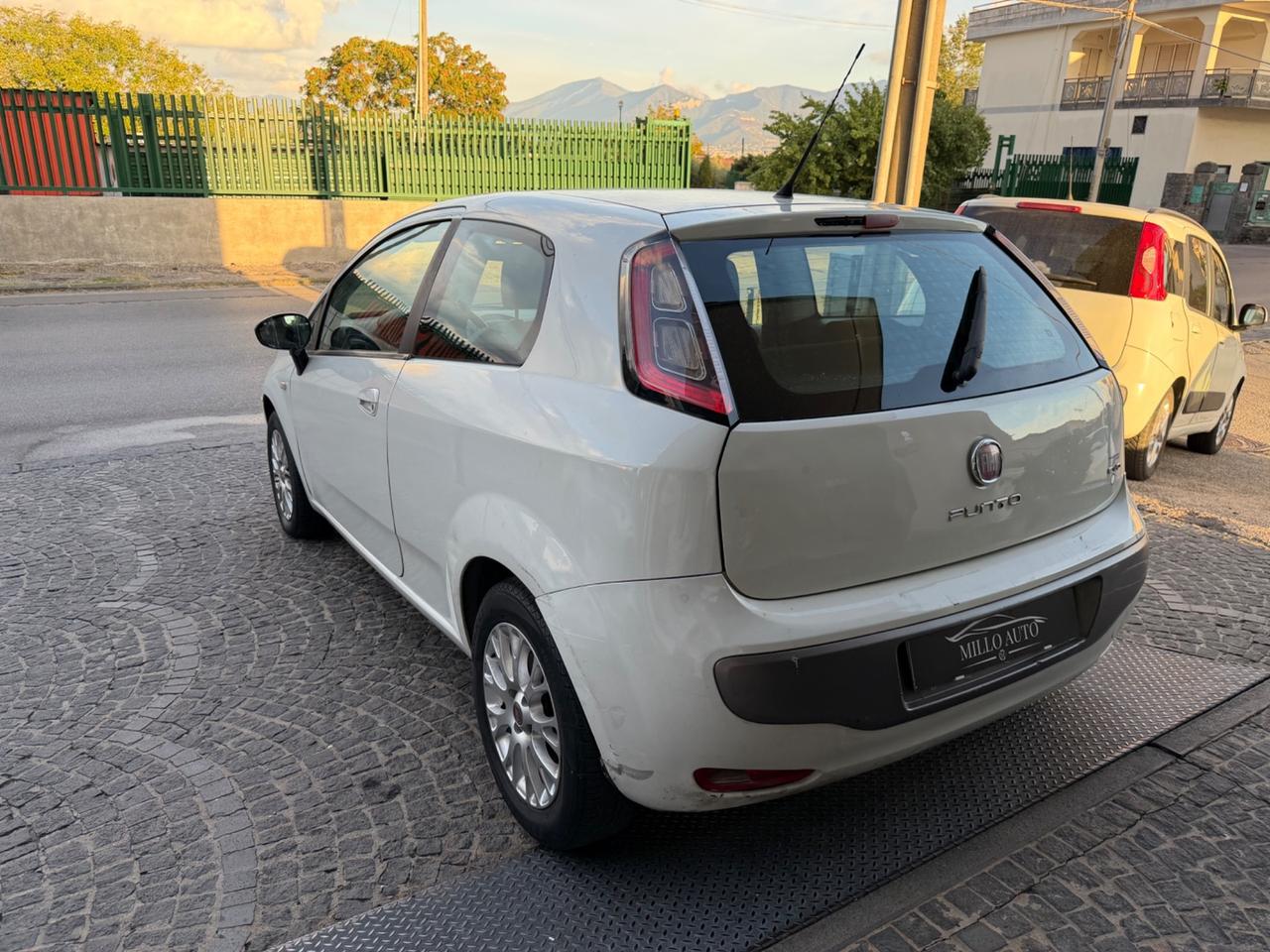 Fiat Punto 1.3 MJT II S&S 85 CV 3 porte ECO Lounge