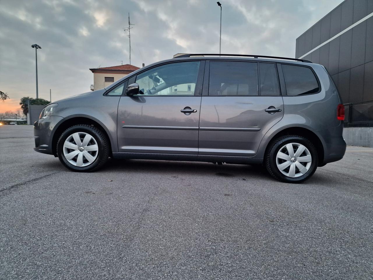 Volkswagen Touran Business 1.4 Highline EcoFuel