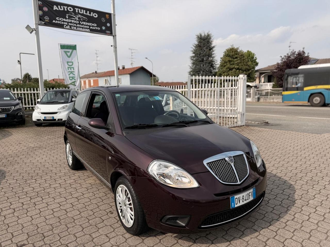 Lancia Ypsilon 1.2 Argento