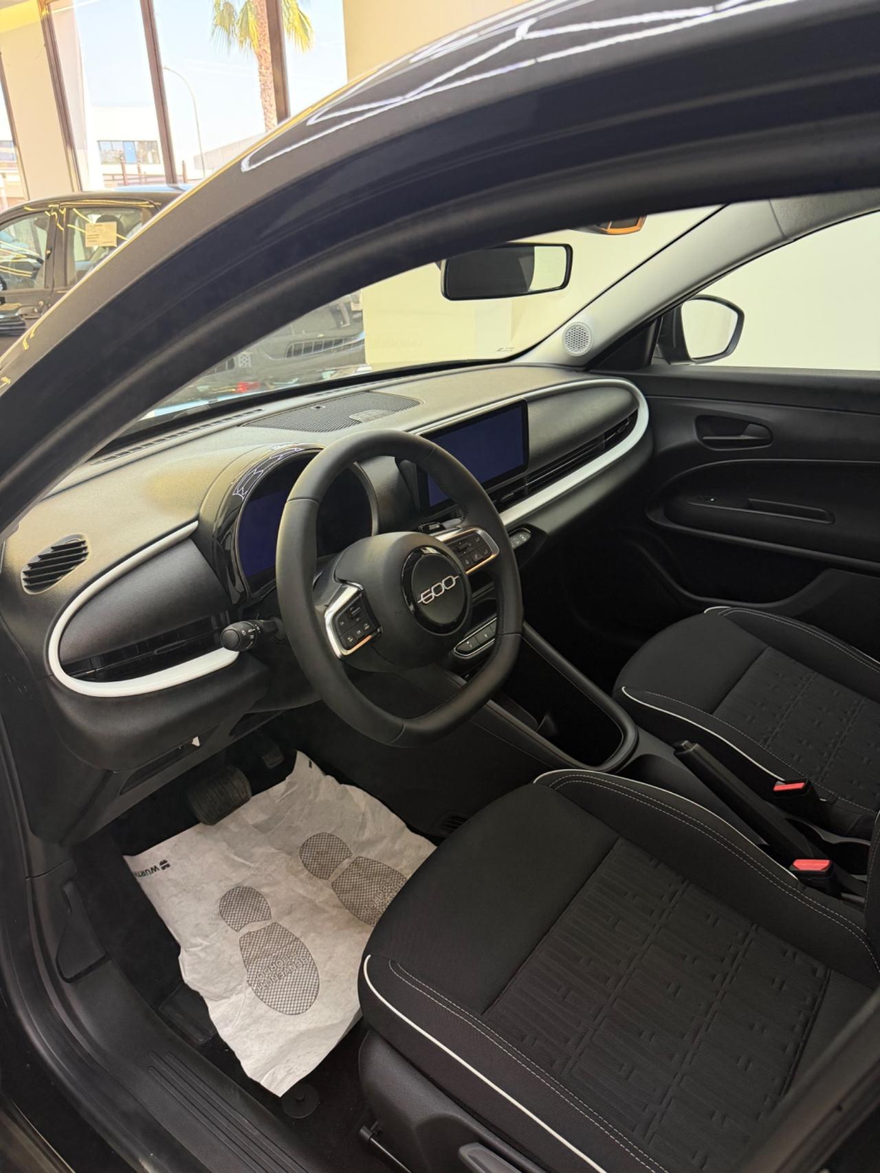 Fiat 600 Hybrid 100 CV DCT MHEV ICON
