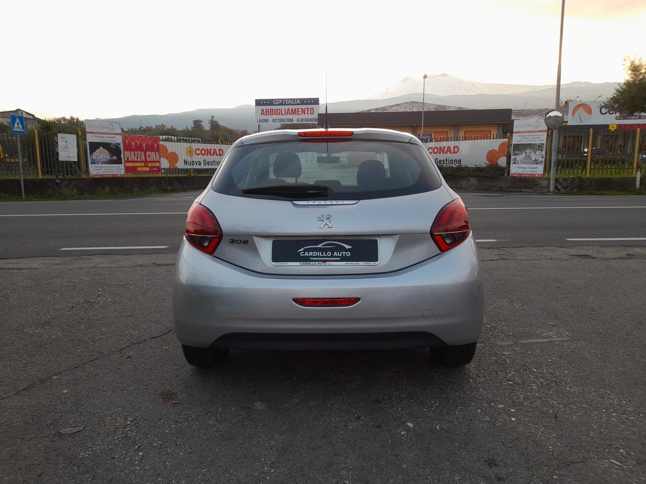 Peugeot 208 -1.6 BlueHDi 75 5 porte Allure