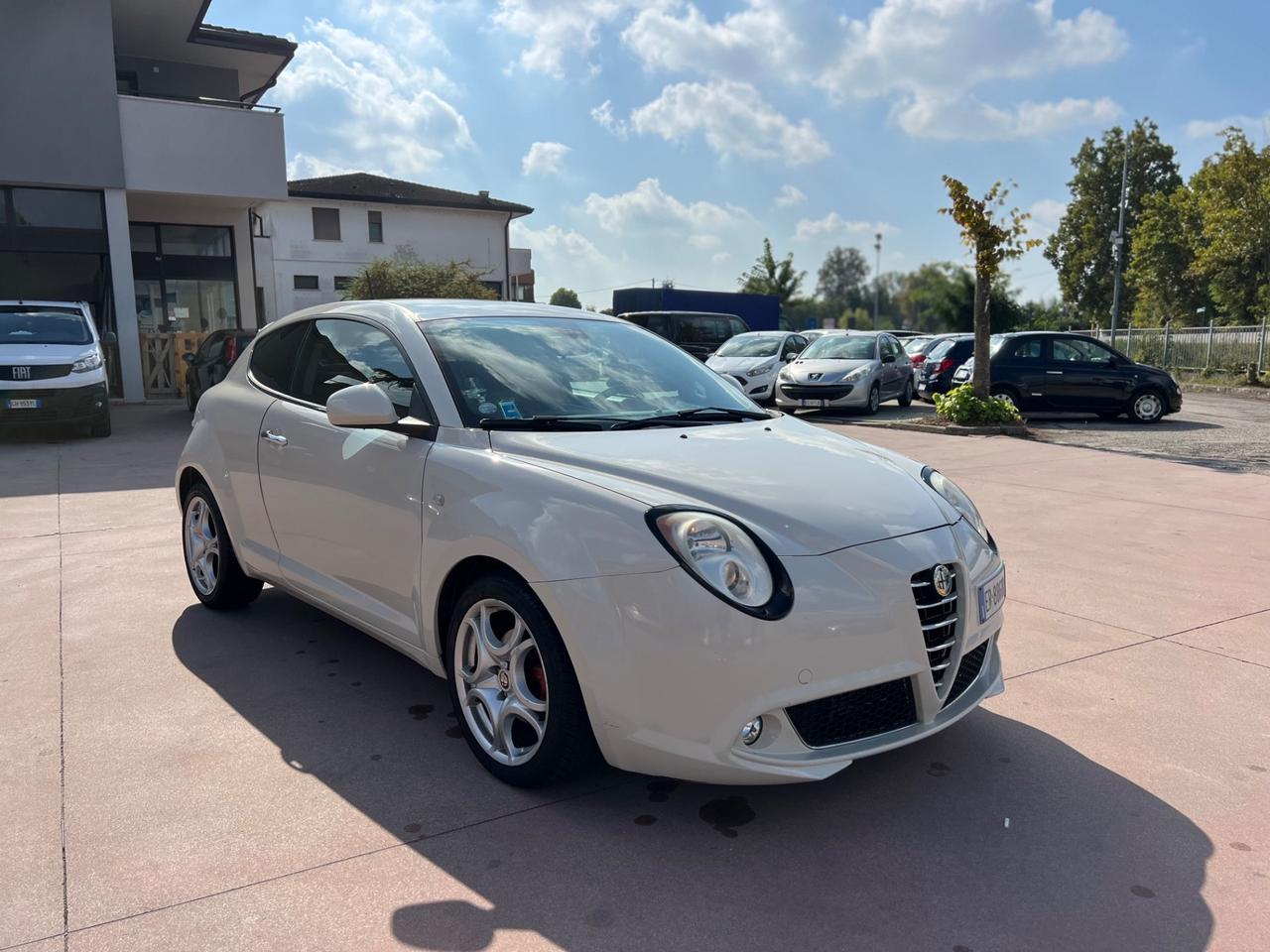 Alfa Romeo MiTo 1.3 JTDm-2 95 CV S&S Distinctive Sport Pack