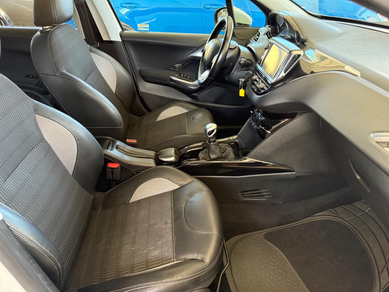 Peugeot 2008 BlueHDi 120 S&S Allure