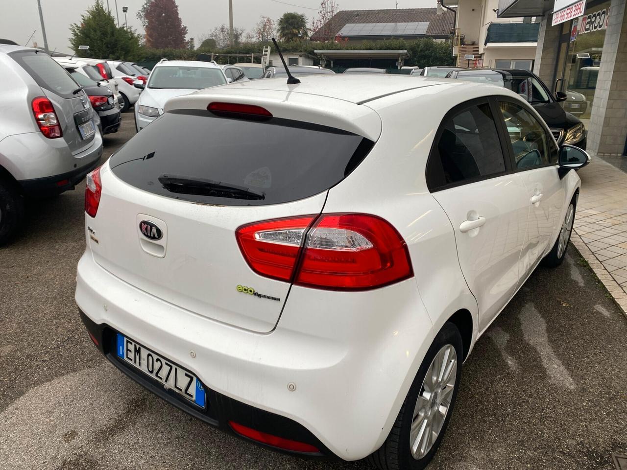 Kia Rio 1.1 CRDi WGT 5p. EX PLUS Neopatentati