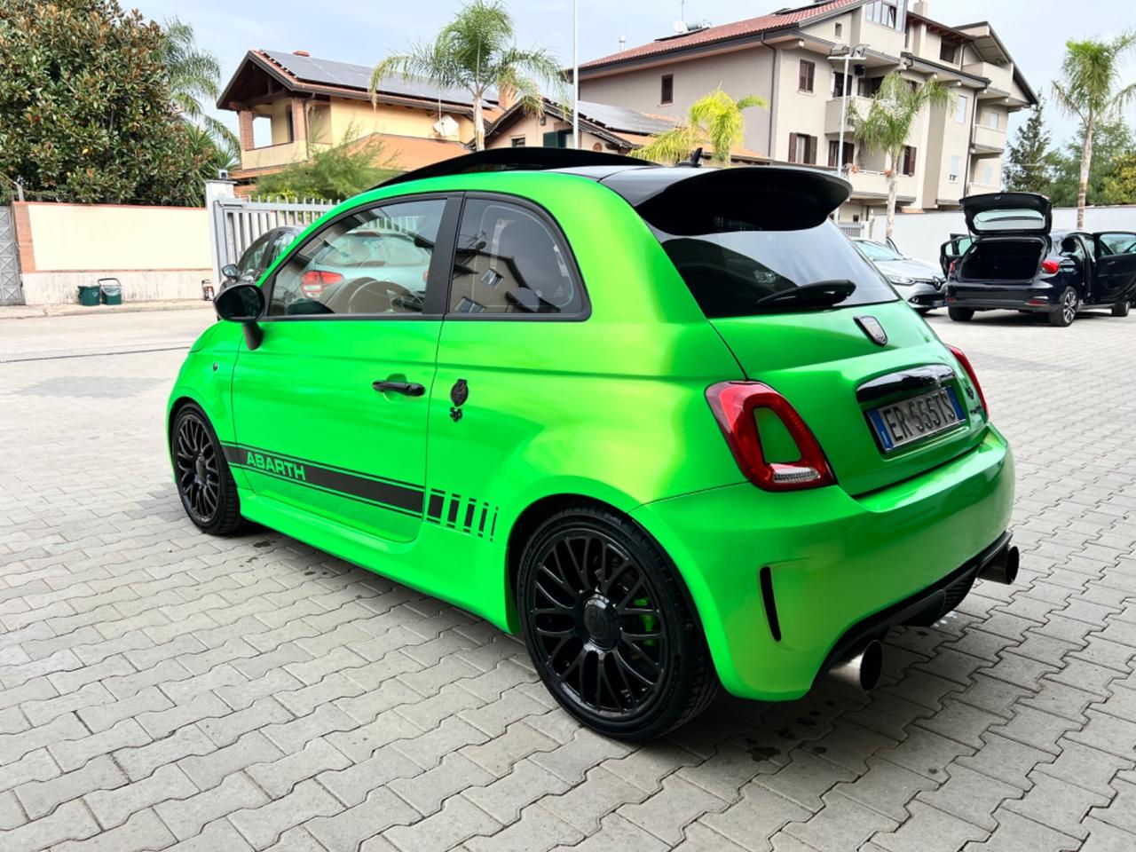 Abarth 500 1.4 Turbo T-Jet Custom