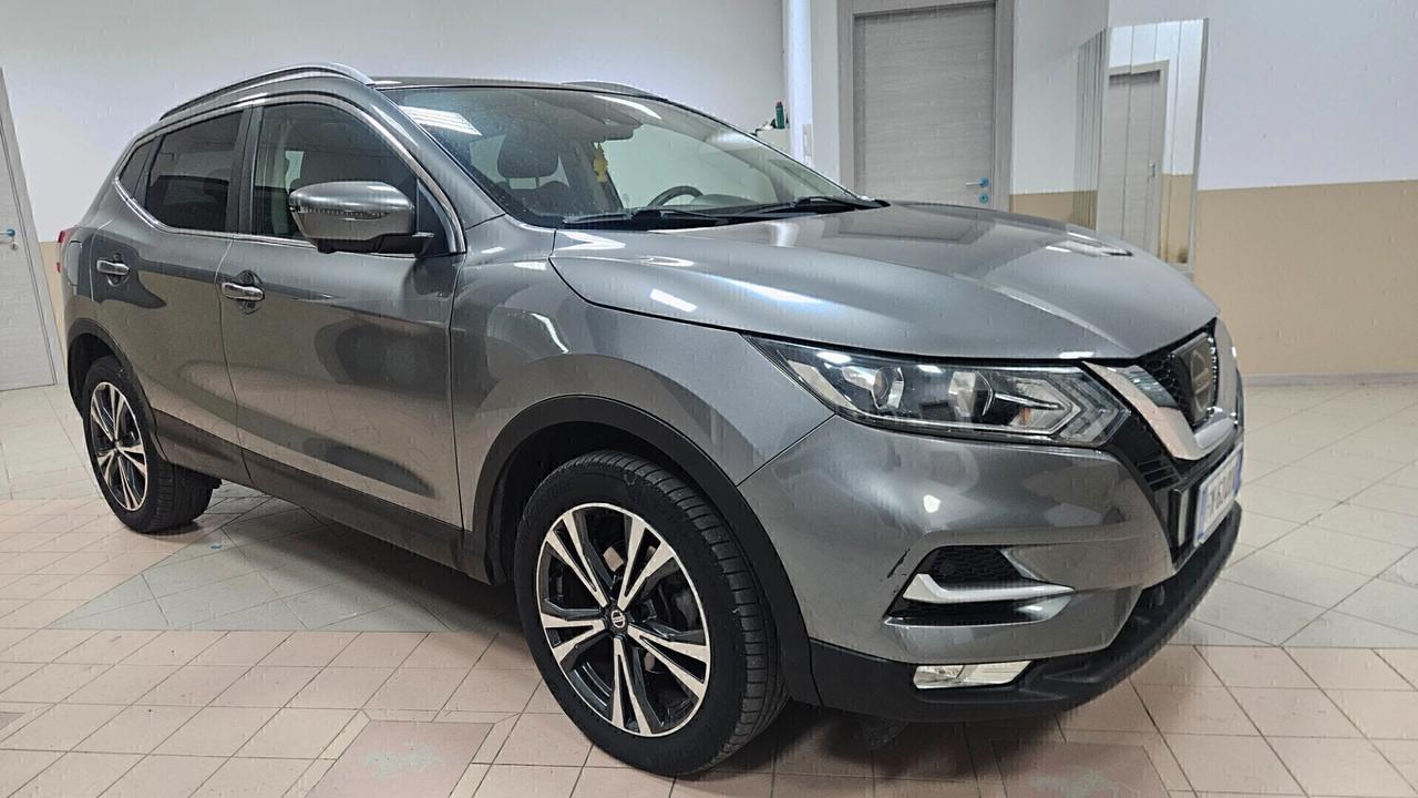 Nissan Qashqai 1.5 dCi N-Connecta