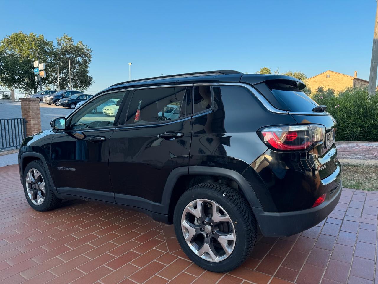 Jeep Compass 1.6 Multijet limited da 190 euro al mese 1 anno di garanzia
