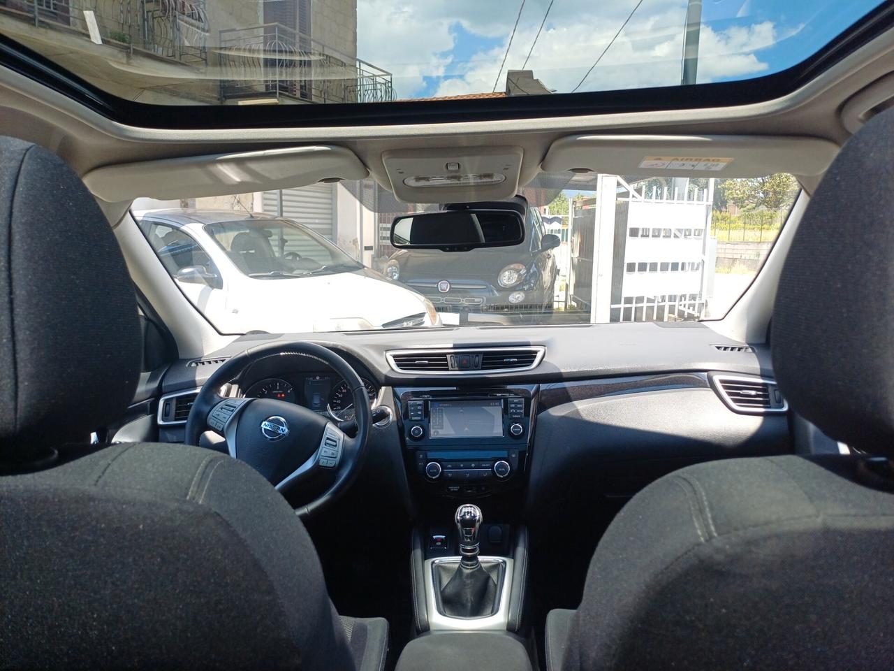 Nissan Qashqai 1.5 dCi Tekna Tetto Panoramico