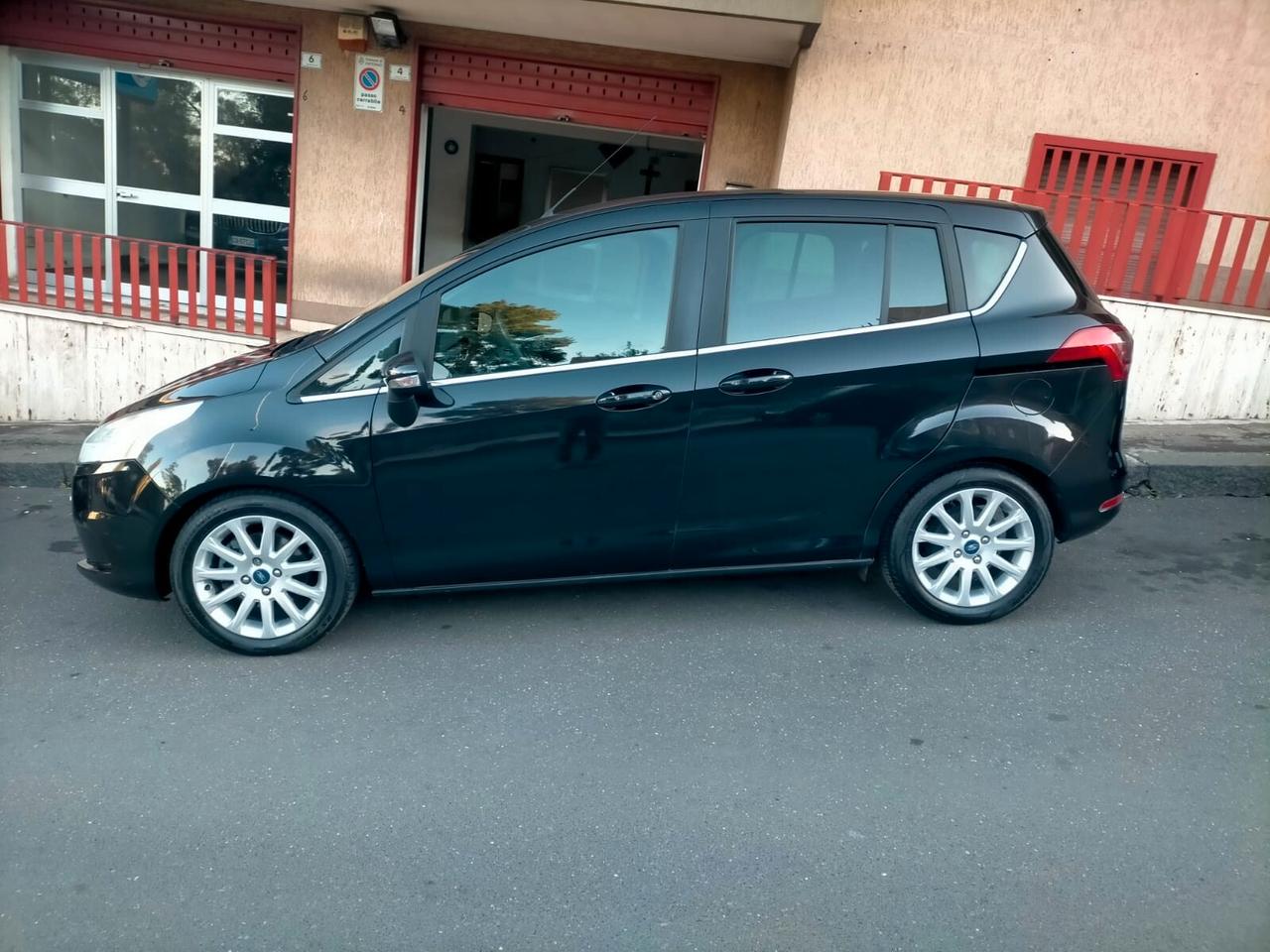 FORD B-MAX 1.5 TDCI 75CV TITANIUM CON SOLI 89.326 KM