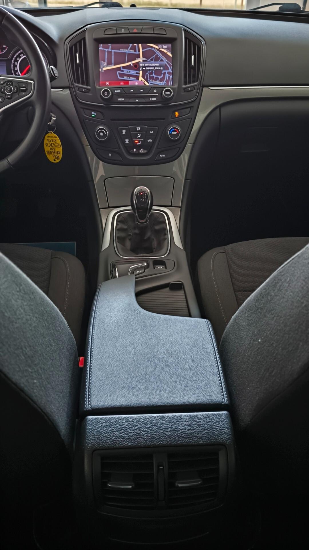 Opel Insignia 2.0 CDTI 140CV Ecopower Sports Tourer Cosmo Business