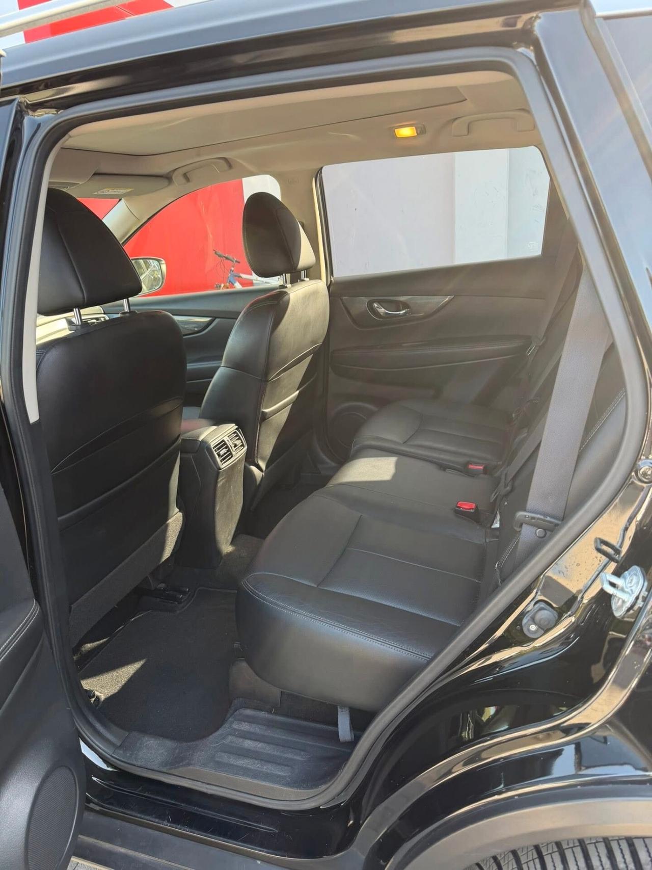 Nissan X-Trail 1.6 DIG-T 2WD Tekna