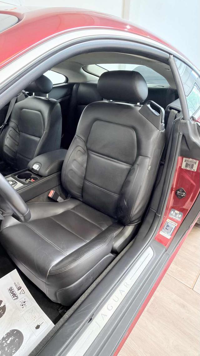 JAGUAR XKR 4.2 V8 Coupé