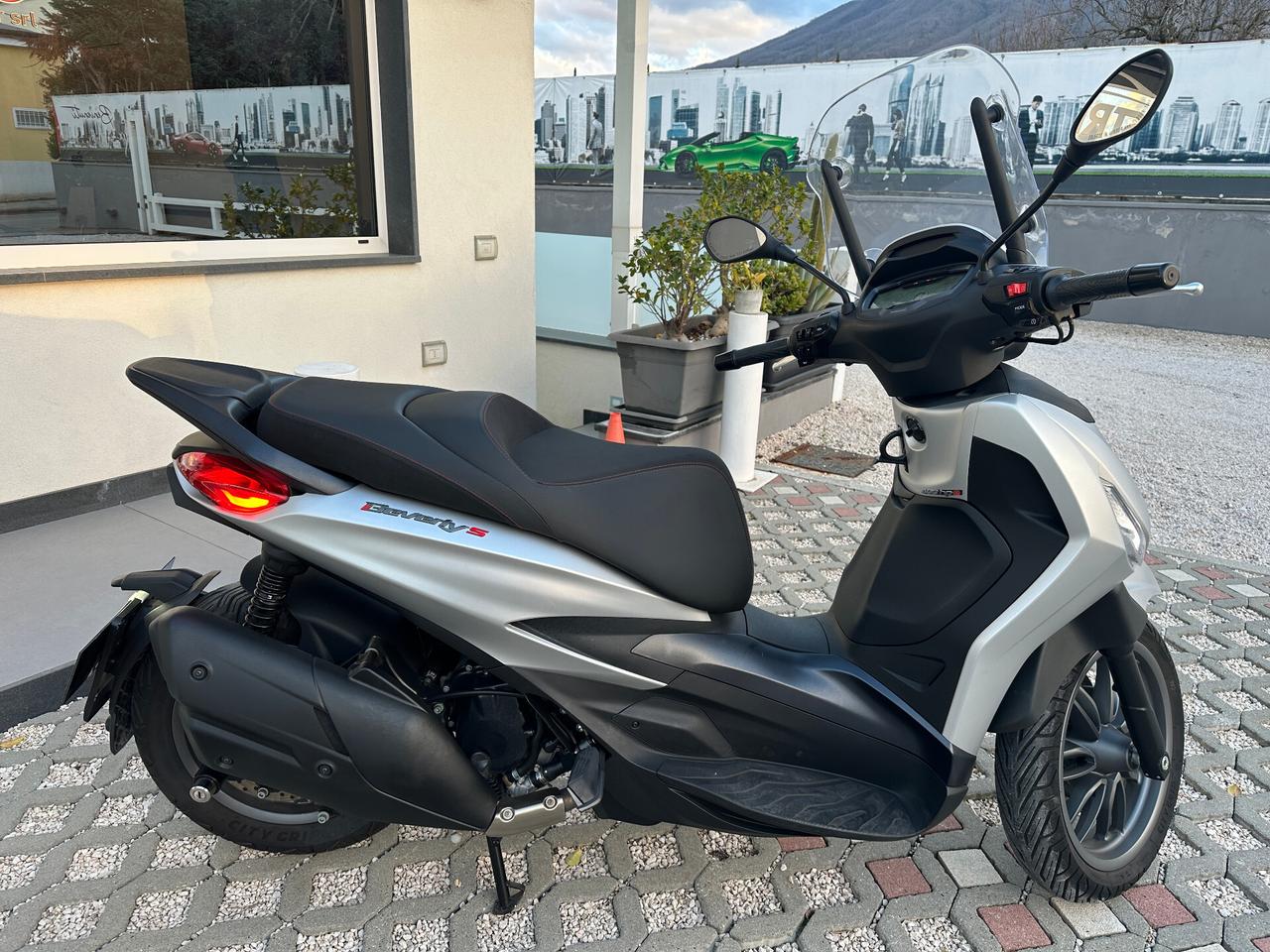 Piaggio Beverly 400 i.e. S