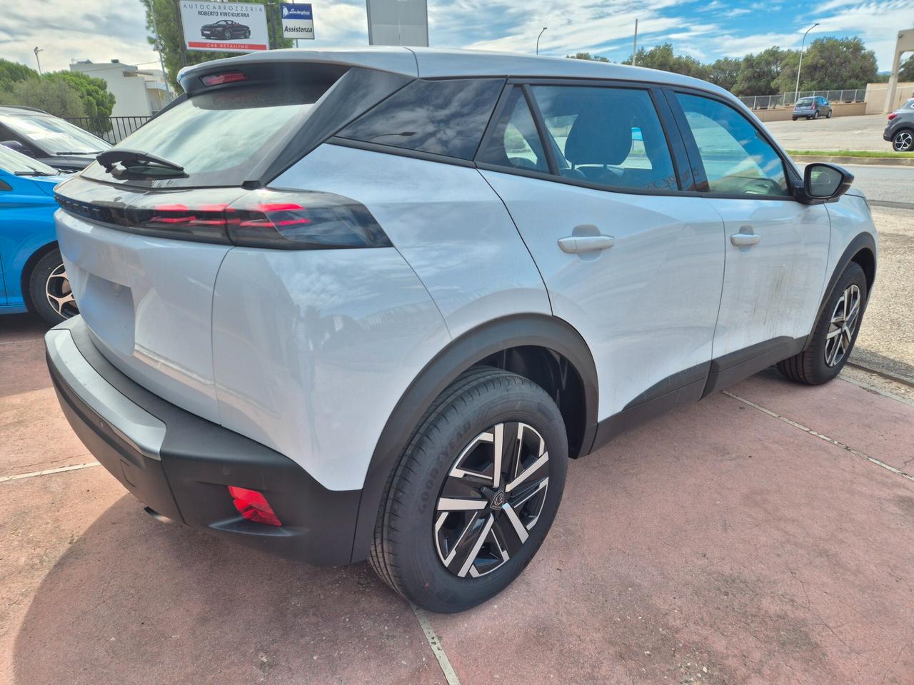Peugeot 2008 Hybrid 136 e-DCS6 STYLE