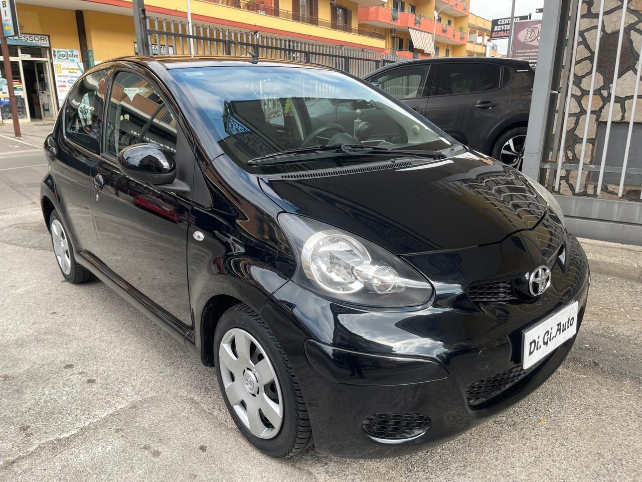 Toyota Aygo 1.0 12V VVT-i 5 porte Now