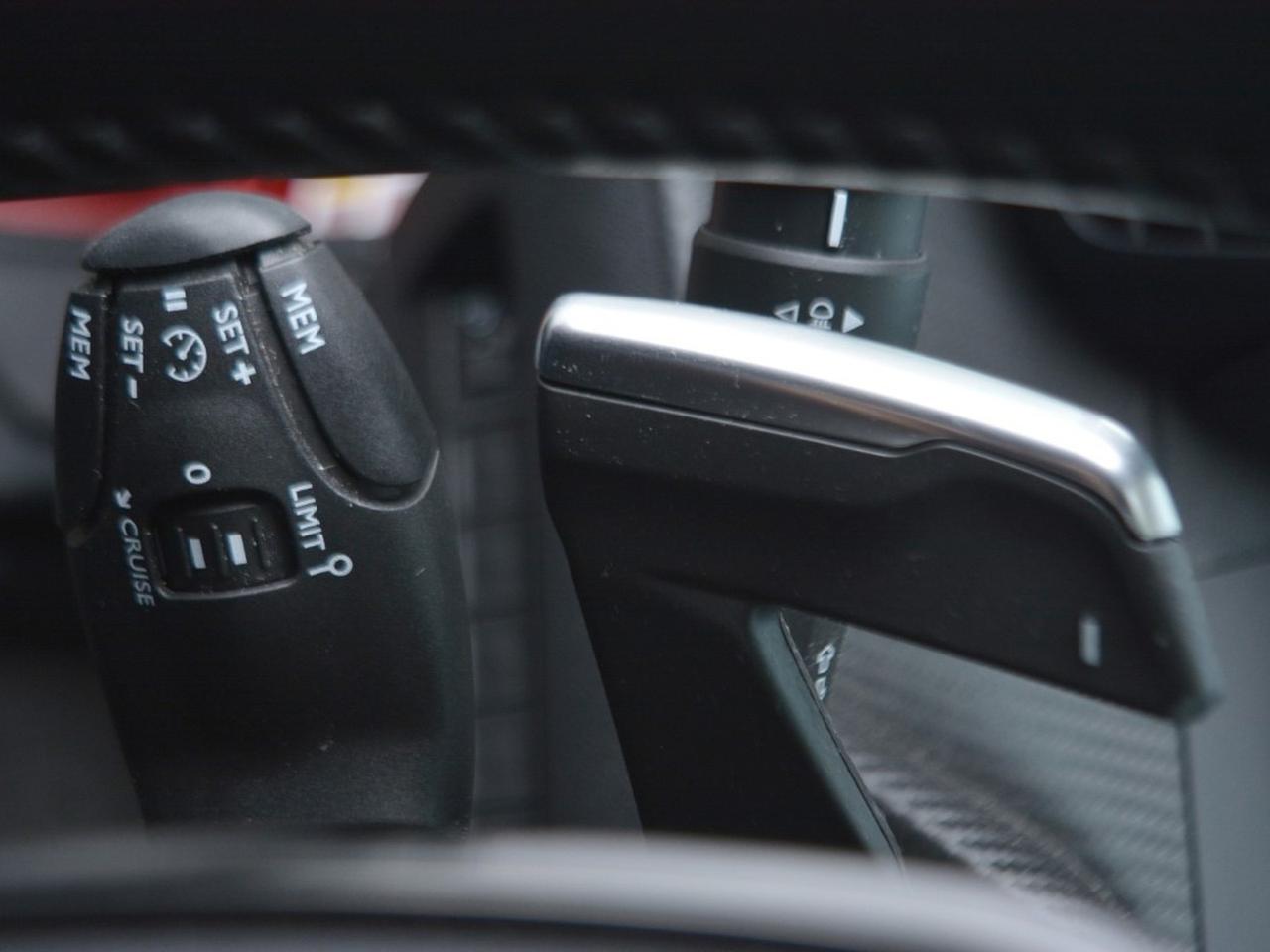 Peugeot 2008 1.2 puretech 130cv allure eat8 s&s