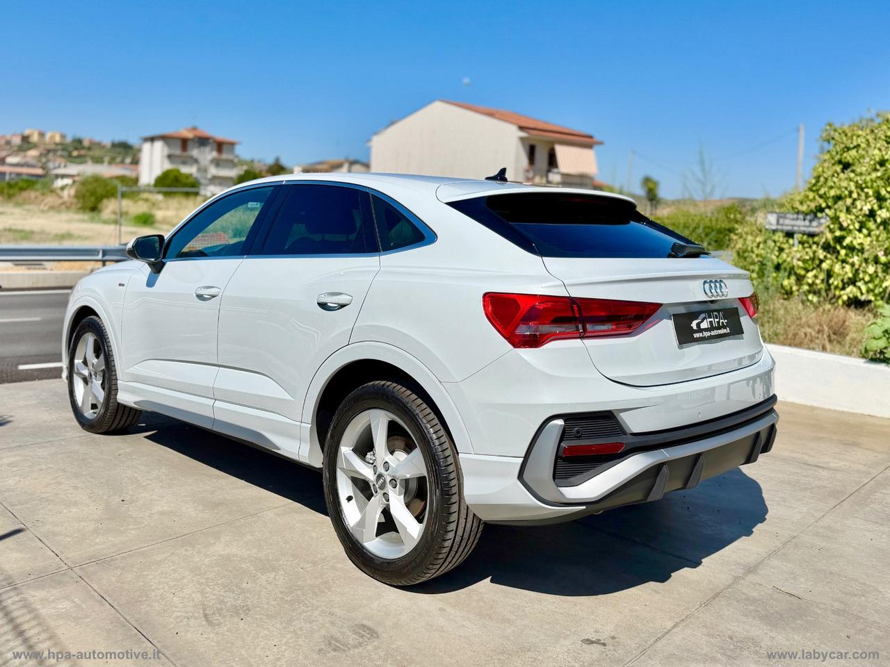 AUDI Q3 SPORTBACK 2.0TDI S-tronic S-Line LED NAVI PELLE CERCHI 19 RETROCAMERA