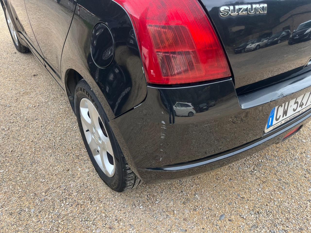 Suzuki Swift 1.3 Benzina - Neopatentati