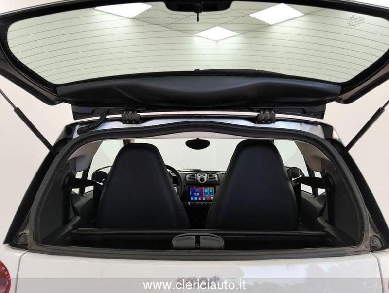 smart fortwo 1000 52 kW MHD coupé pure (TETTO PAN.)