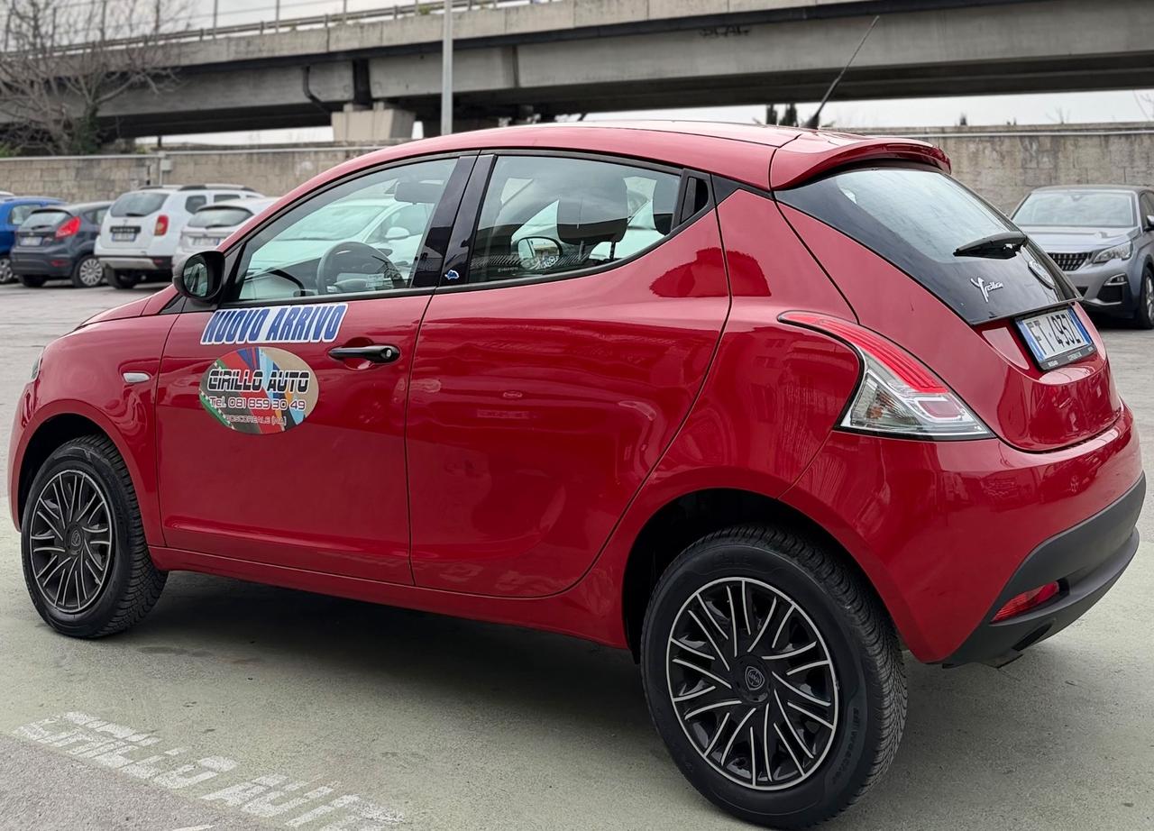Lancia Ypsilon 0.9 Natural Power 84 Cv