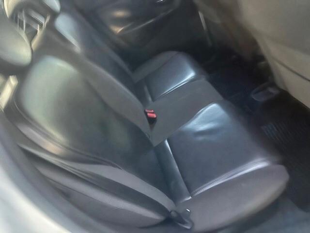 LANCIA YPSILON 1,2 TETTO APRIBILE 120MILA KM!