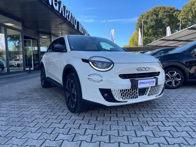 FIAT 600 Hybrid DCT MHEV La Prima #Vari.Colori