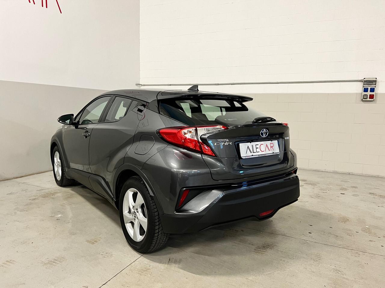 Toyota C-HR 1.8 Hybrid E-CVT Style