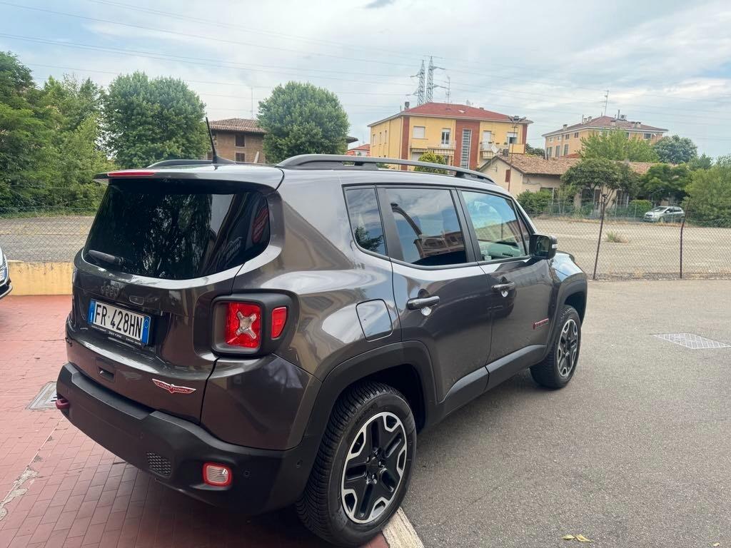Jeep Renegade 2.0 Mjt 170CV 4WD Active Drive Low Trailhawk