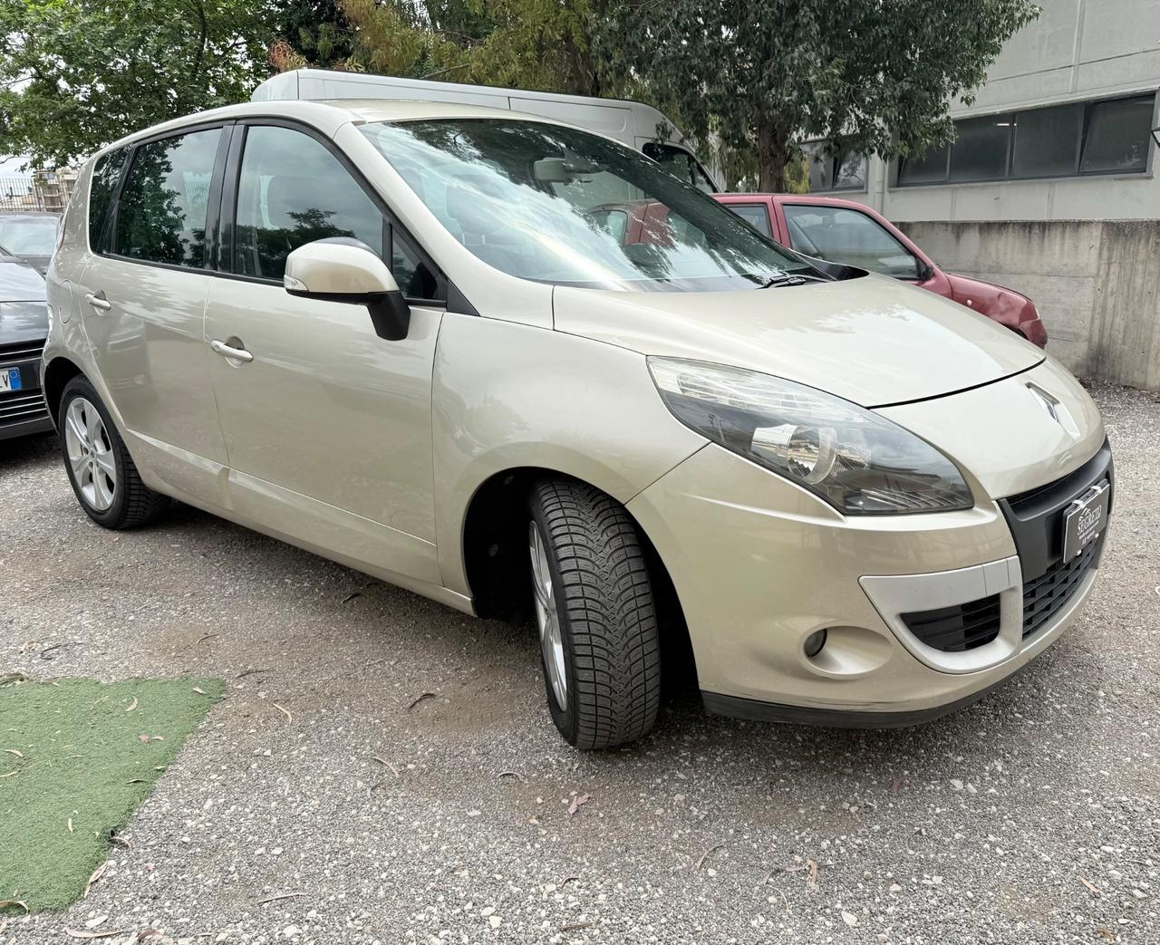 Renault Scenic Scénic X-Mod 1.5 dCi 110CV Dynamique