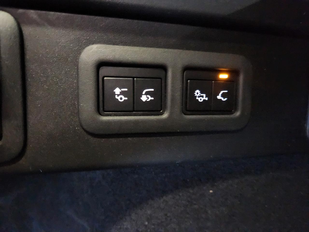 Land Rover Range Velar 2.0D I4 204 CV R-Dynamic HSE