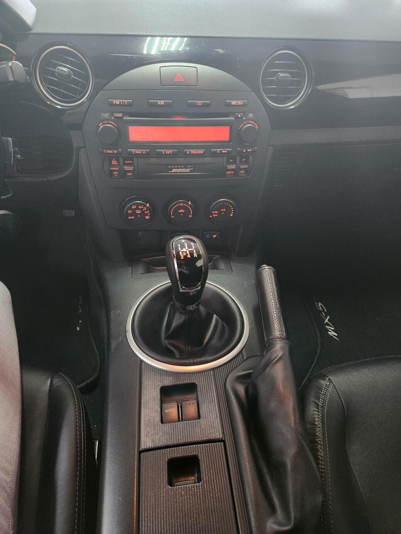 Mazda MX-5 1.8b 16V CABRIO