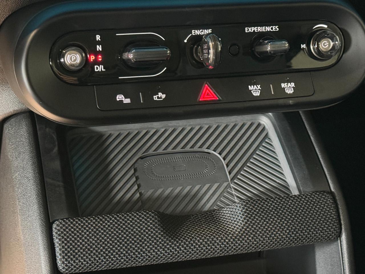 MINI Cooper Countryman 1.5 C Mhev Auto Navi Led Pano App conn Cam 18"