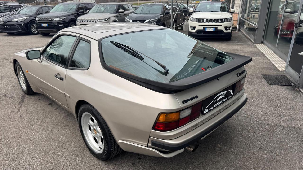 Porsche 944 Coupe 2.5 Turbo