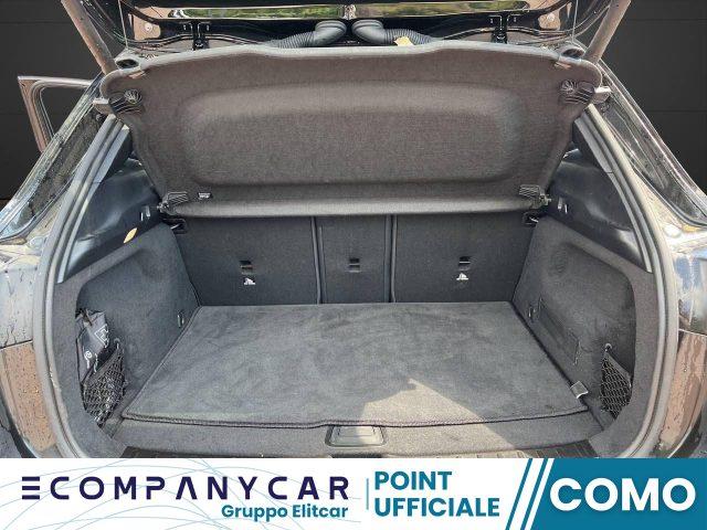 MERCEDES-BENZ GLA 180 Automatic Progressive Advanced
