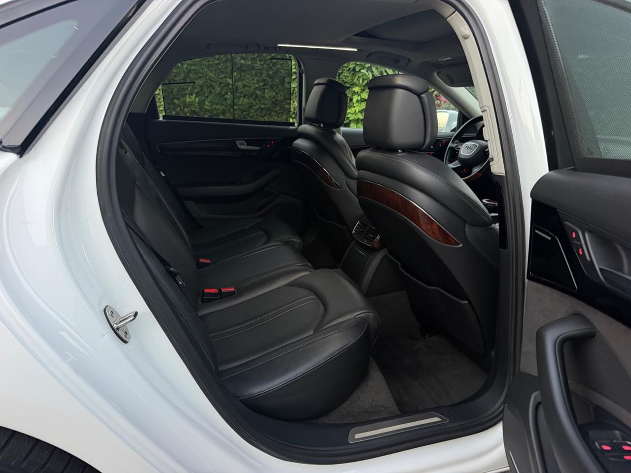 AUDI A8 4.2 V8 TDI QUATTRO TIPTRONIC – 351 CV