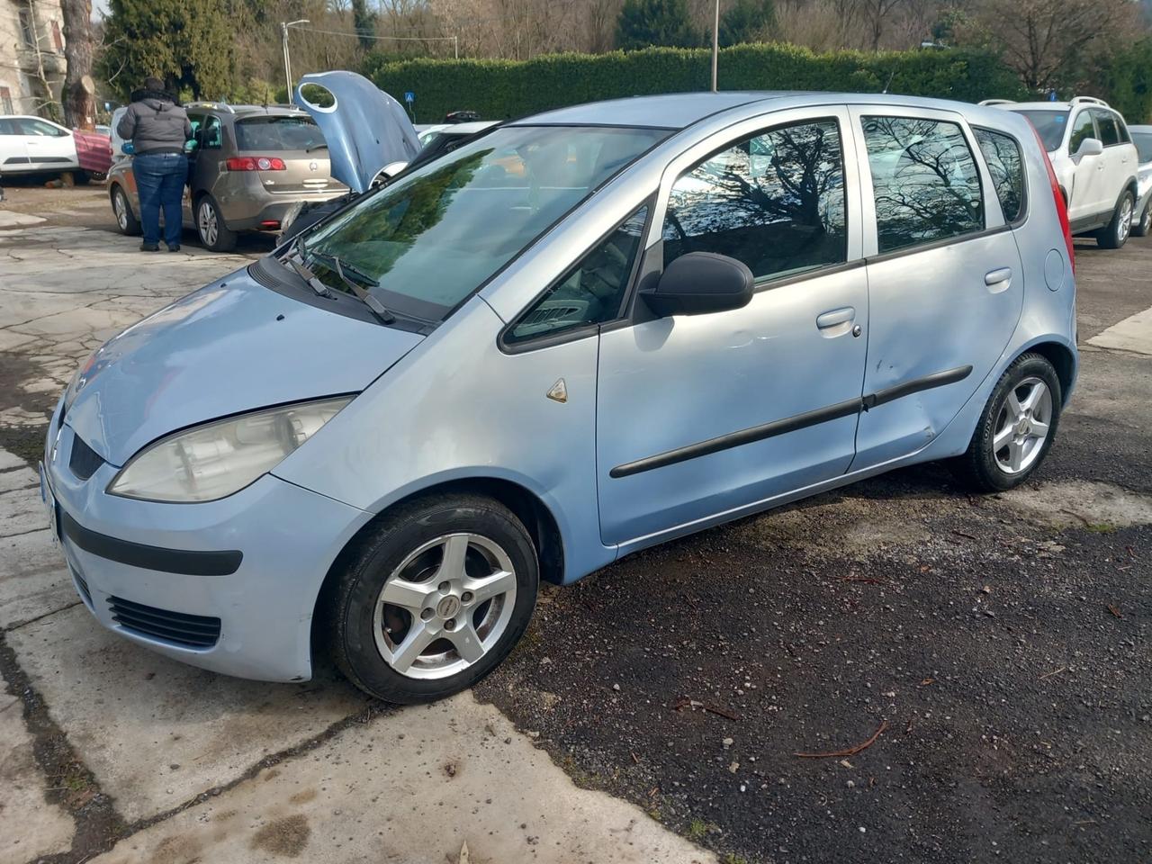 Mitsubishi Colt 1.1 12V 5p. Inform