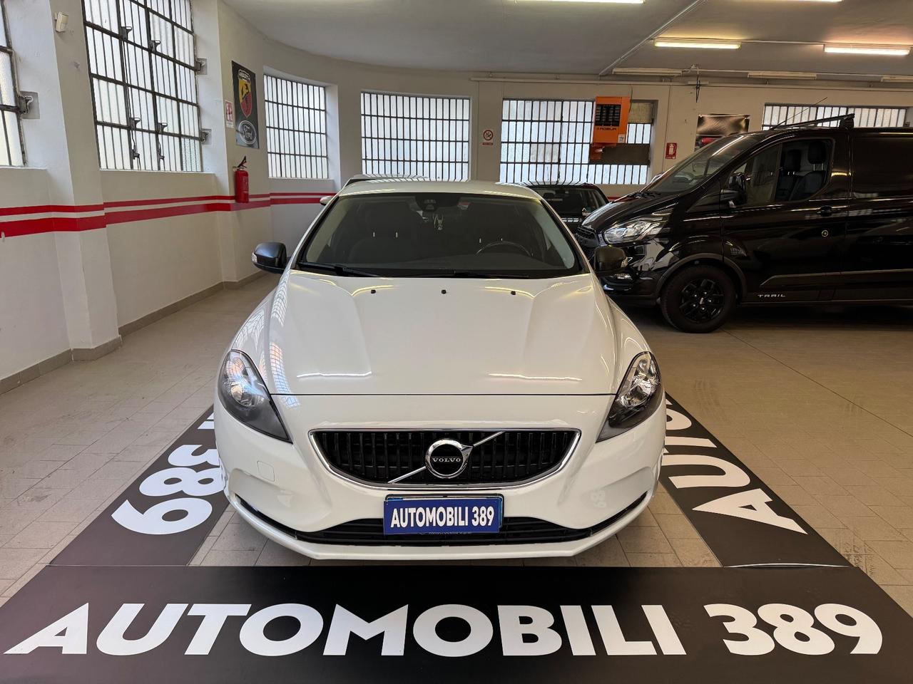 Volvo V40 D2 Geartronic Momentum