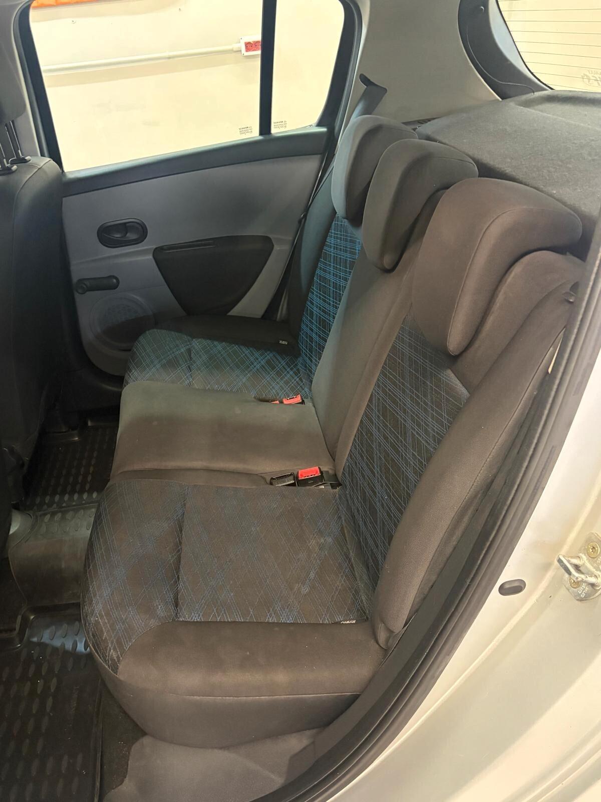 Renault Clio 1.2 16V 5 porte Confort