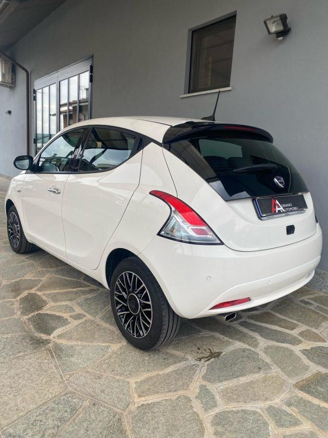 LANCIA Ypsilon 1.0 FireFly 5 porte S&S Hybrid Platino