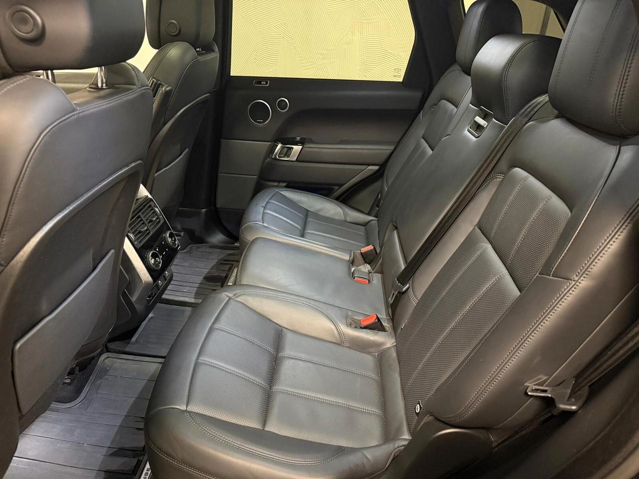 Land Rover Range Sport 3.0D l6 249 CV HSE Dynamic Stealth