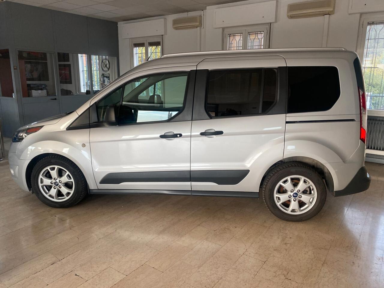 Ford Tourneo Connect 1.5 TDCi 120 CV multispazio