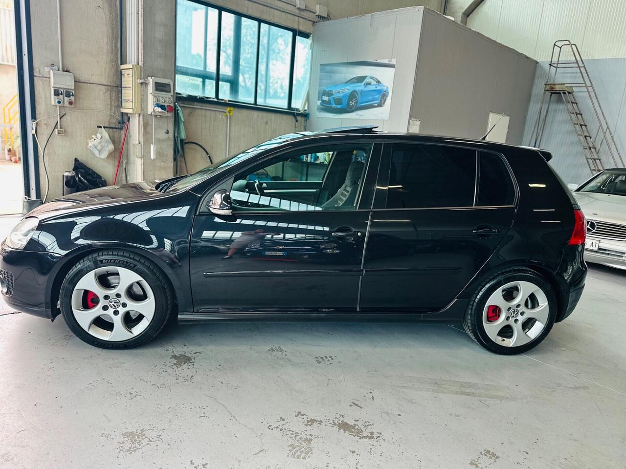 Volkswagen Golf 2.0 16V TFSI 5p. GTI