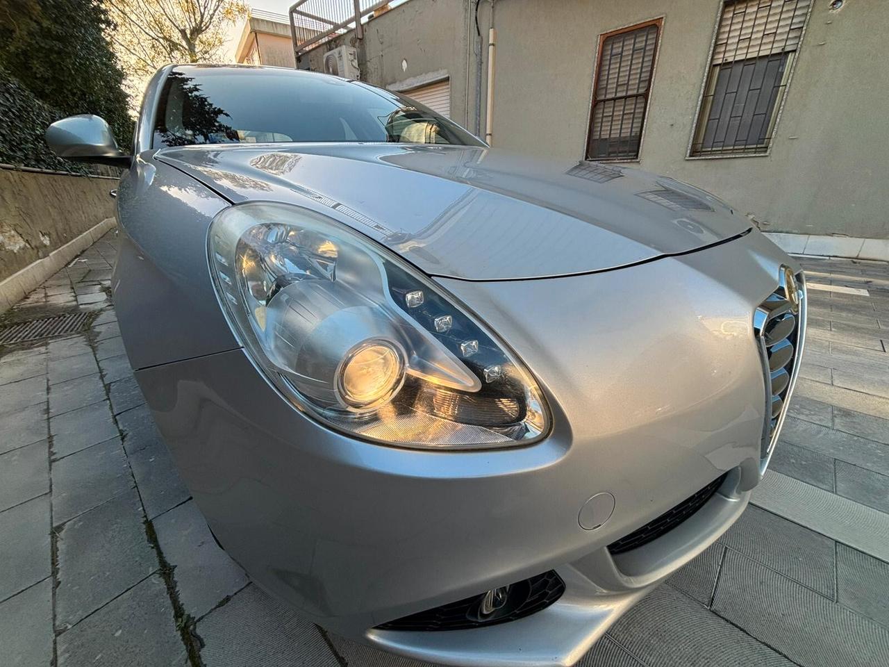 Alfa Romeo Giulietta 1.6 JTDm-2 105 CV Exclusive