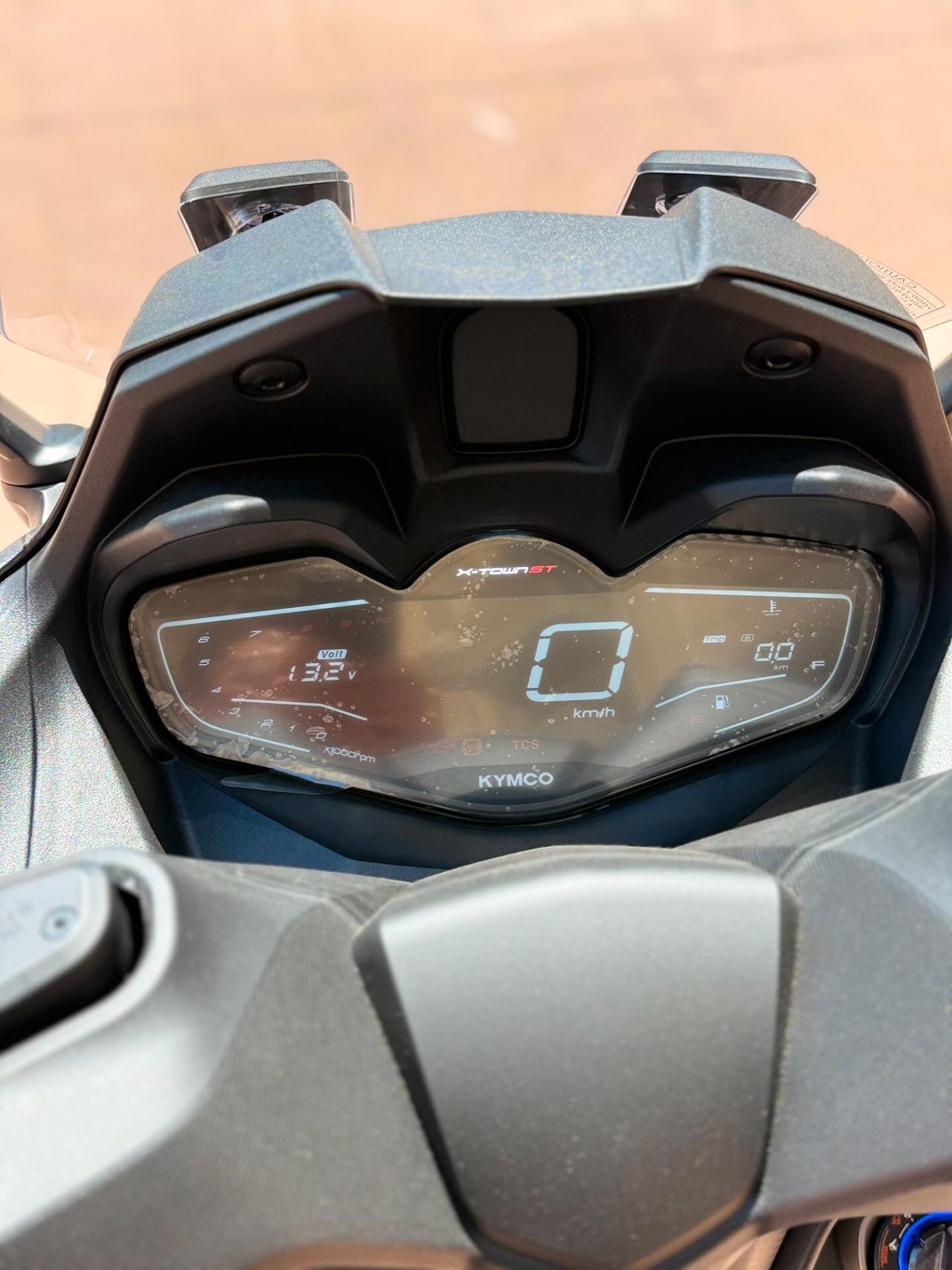 Kymco X-Town 250 ST