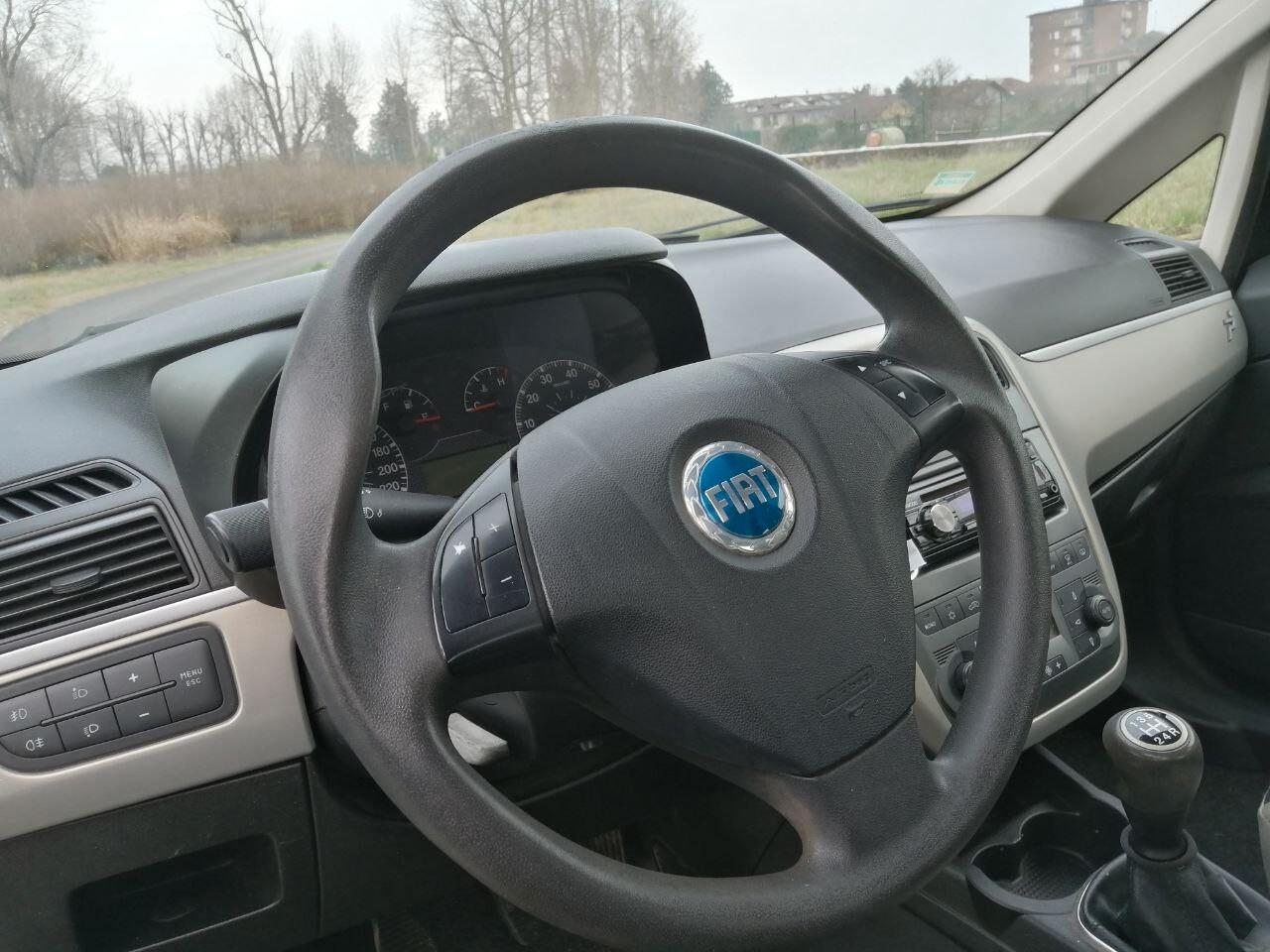 Fiat Grande Punto 1.3 MJT 75 CV 5 porte Dynamic